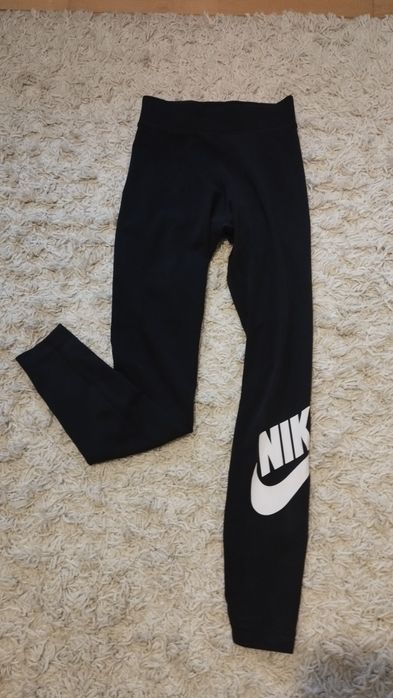 Legginsy Nike czarne