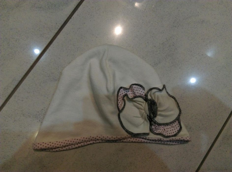 Czapka dla dziewczynki 1-1,5 polska