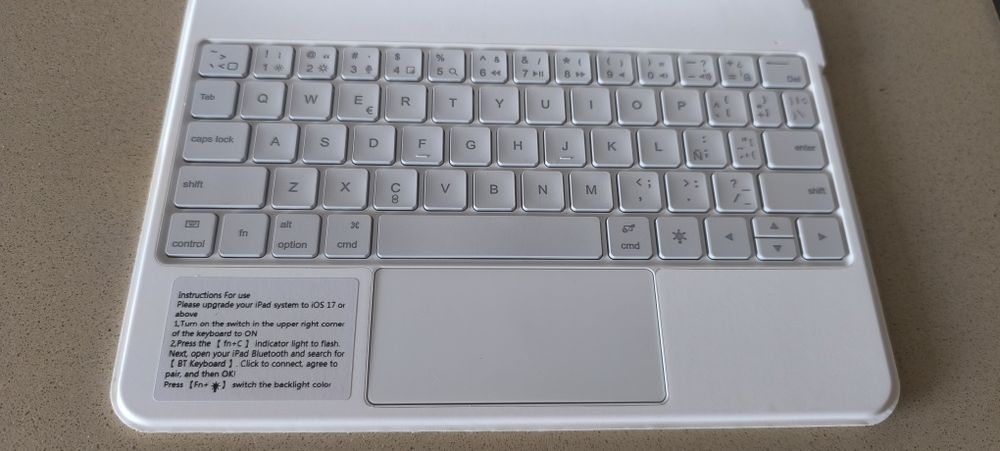 Capa com teclado iluminado para iPad pro 11 ou air 11