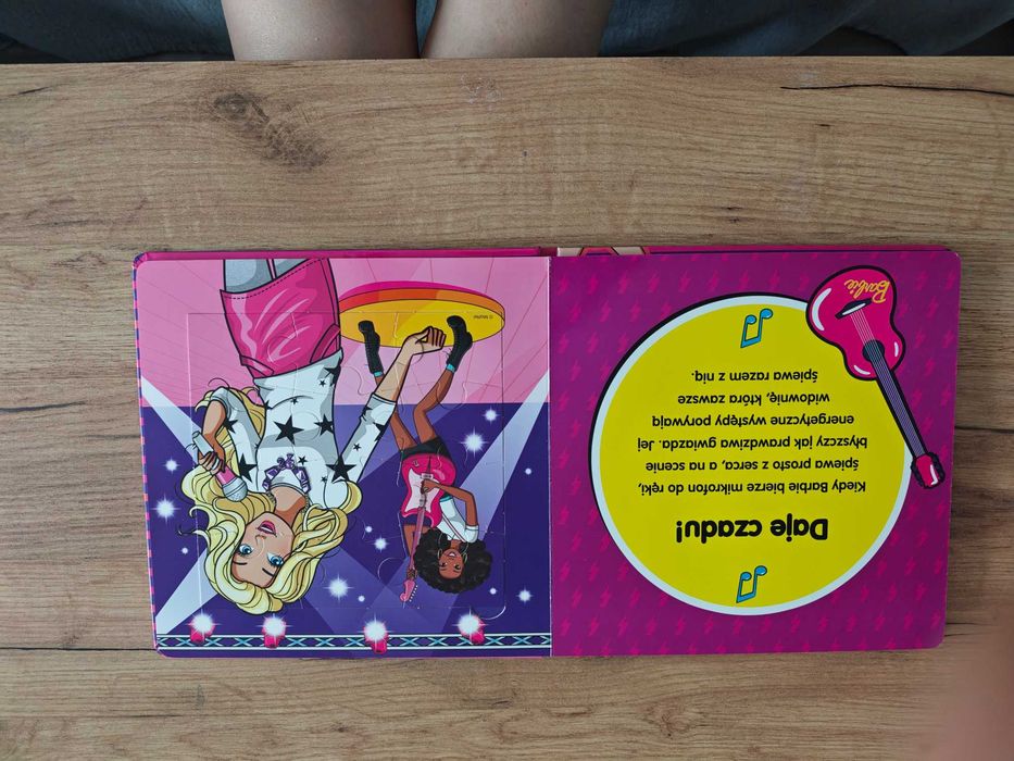 puzzle ksiązka Barbie