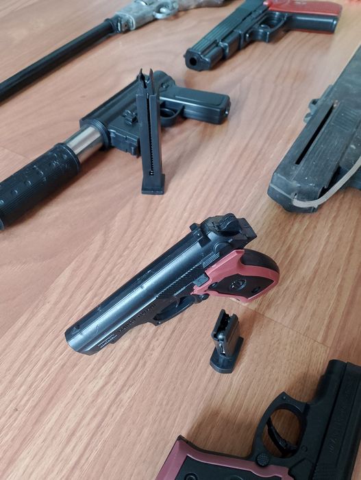 Большой набор игрушечного оружия, винтовки, дробовик, пистолеты, автоматы