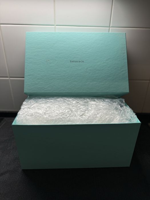 Jarra Tiffany & Co Original64729673708675122