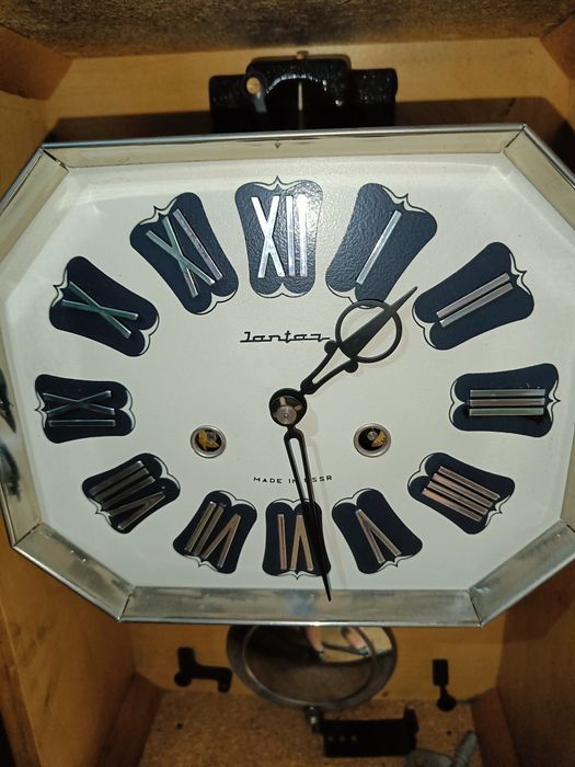 Radziecki Zegar ścienny Jantar wahadłowy USSR klasyk PRL antyk