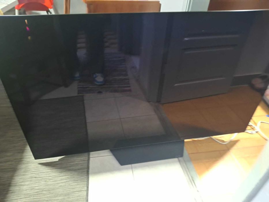 TV LG 65B9 (OLED 65pol - 4K avariada OU PARA PEÇAS
