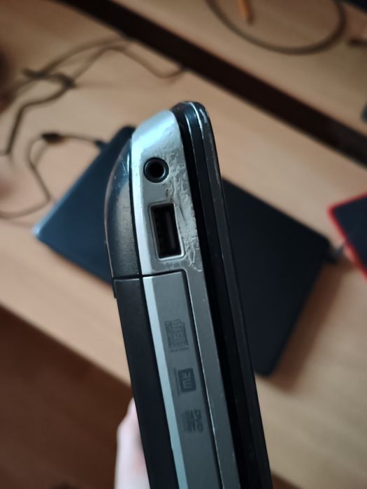 Ноутбук Dell Latitude E5420 на запчастини