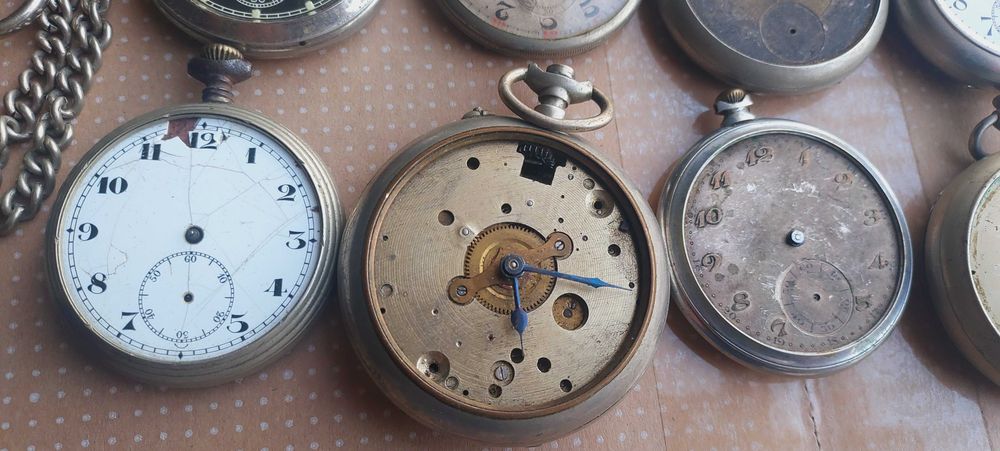 Старинные карманные часы 15 шт
