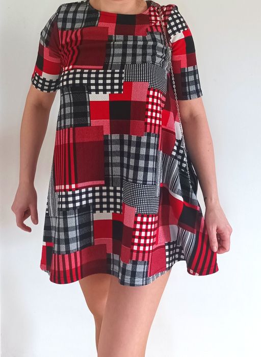 Mini sukienka trapezowa tunika na codzien na lato Select 10/38/M nowa