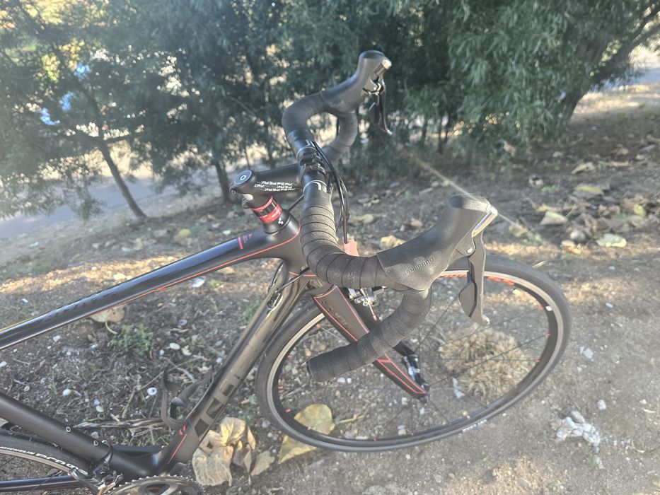 Bicicleta de estrada 56 carbono ultegra 11x2v