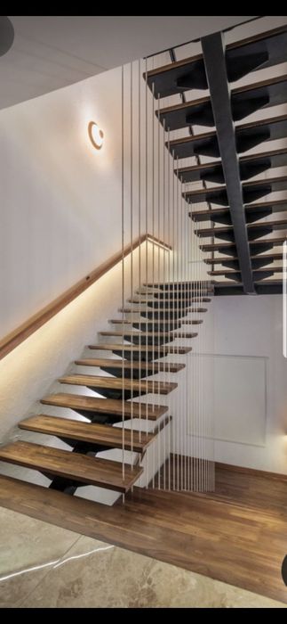 Schody stalowe wewnętrzne