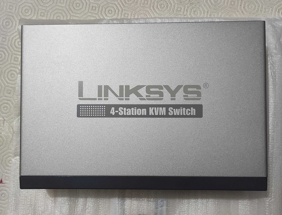 KVM Switch da Linksys NOVO