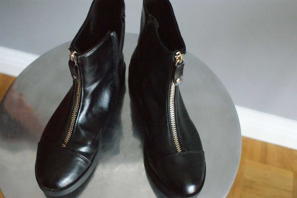 Czarne botki za kostkę buty Zara z suwakiem na suwak 36