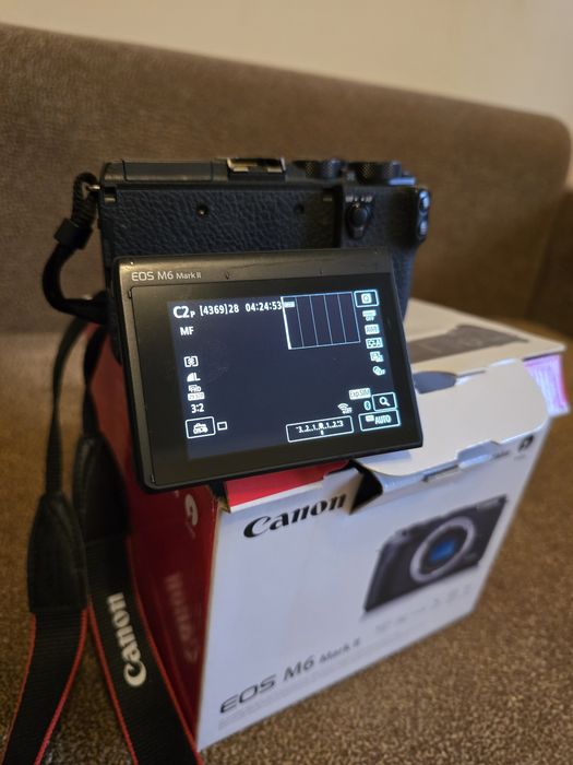 Фотоаппарат Canon EOS M6 Mark II.