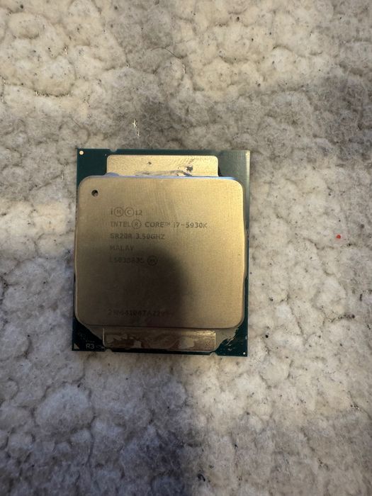 Intel® Core™ i7-5930K Processor
15M Cache, up to 3.70 GHz