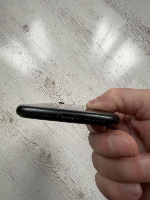 Iphone XR 64 , чорний, неверлок