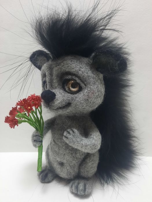 Интерьерна іграшка їжачок в техніці сухе валяння