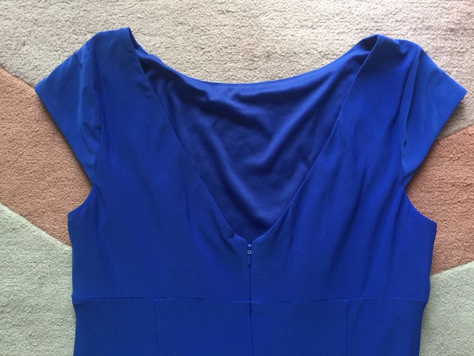 Chabrowa sukienka Anne Klein 14