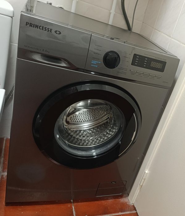 Máquina de lavar roupas 8 kg