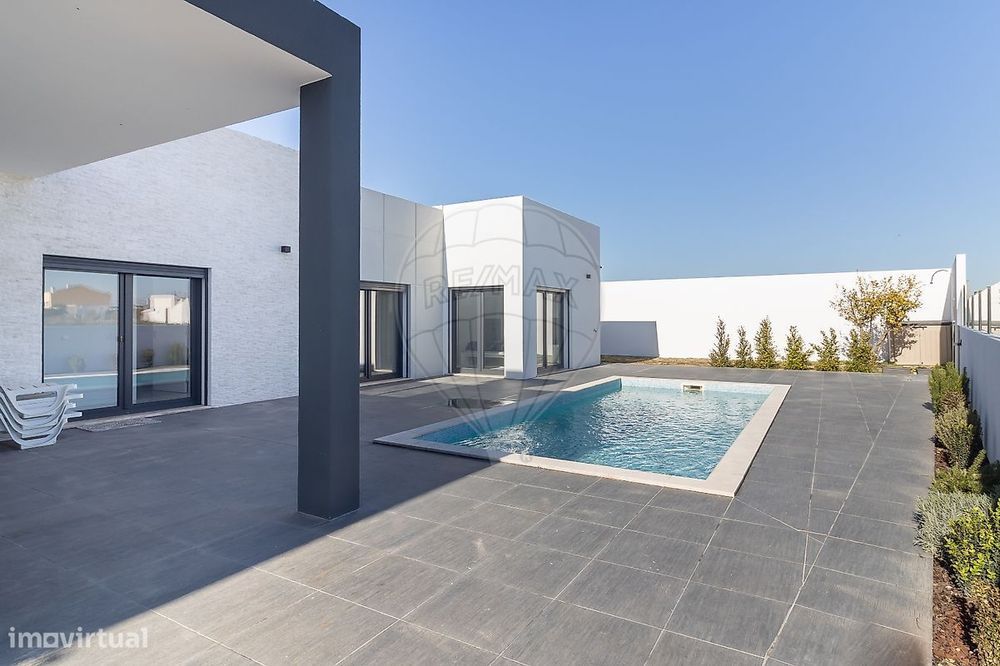 Moradia T2 para venda