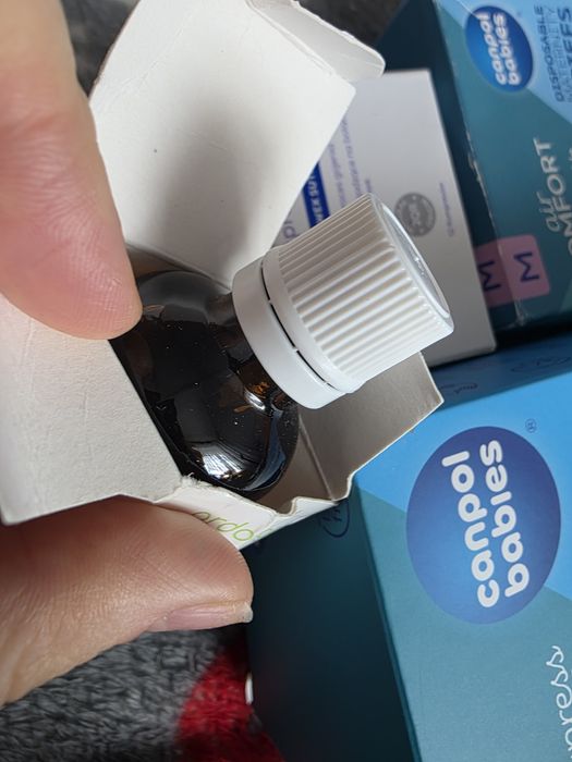 Kompresy,olejek,majtki poporodowe,osłonki na pierś,smoczki do butelek