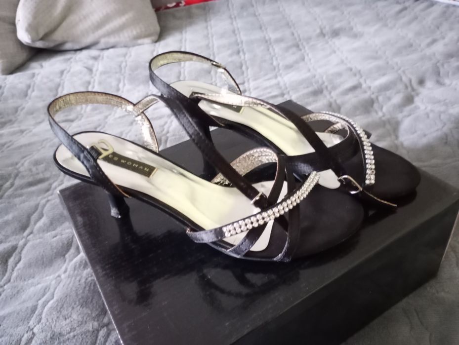 Sprzedam buty różne rodzaje