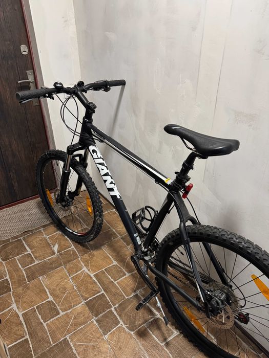 Надійний алюмінієвий MTB Giant Terrago (Розмір L)