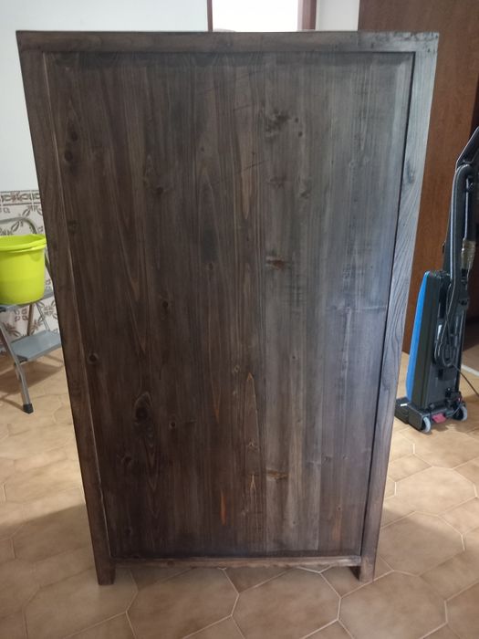 Móvel Oriental cor castanha