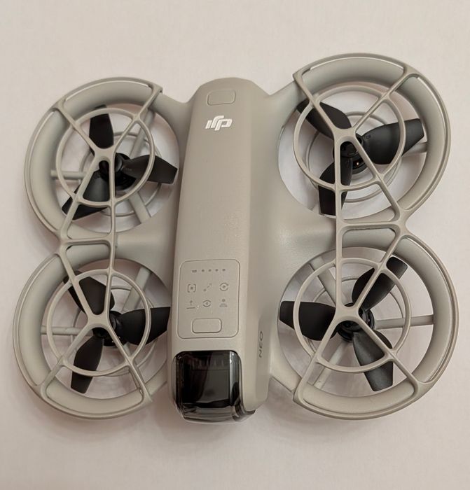 Drone DJI Neo como novo