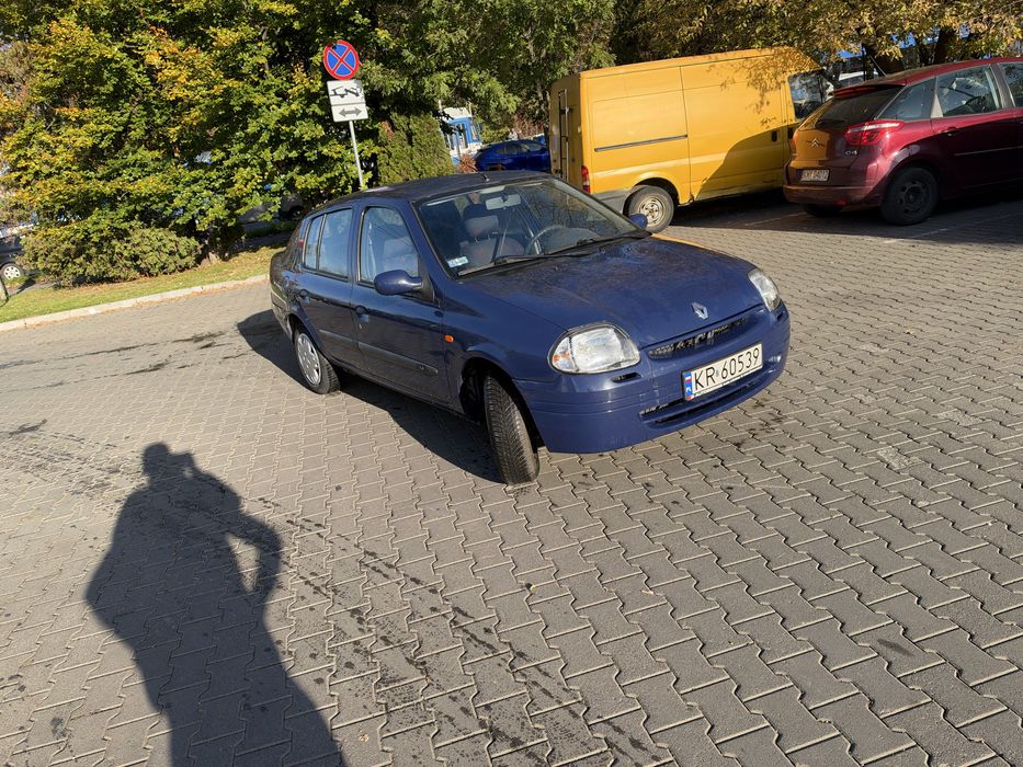 Renault thaila 1.4 bezyna 2001 rok