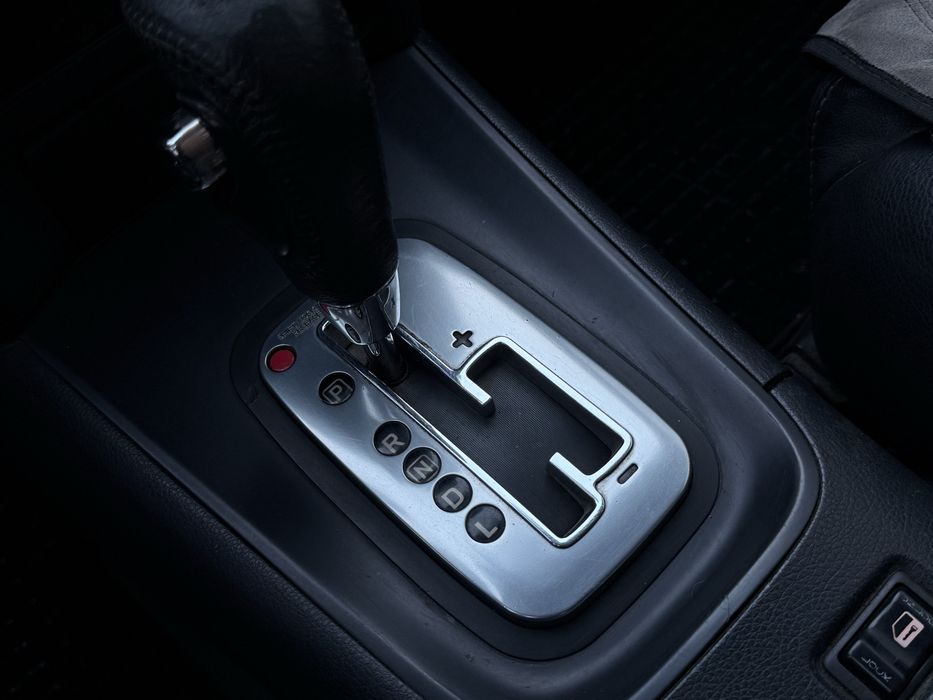 Nissan Primera 2.0 Газ/ Бенз. АВТОМАТ