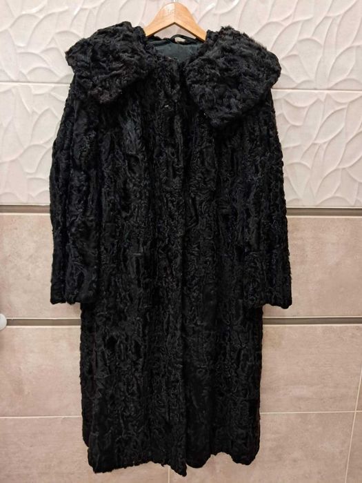 Futro naturalne z karakuł używane Okazja