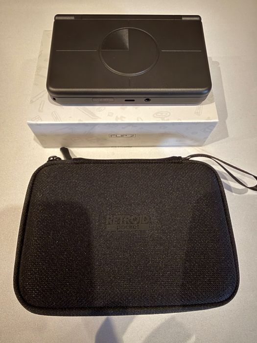 Consola retro Retroid Pocket Flip 2