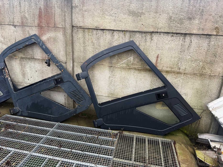 drzwi prawe wózek widłowy LINDE H25 H30 H40 LINDE części