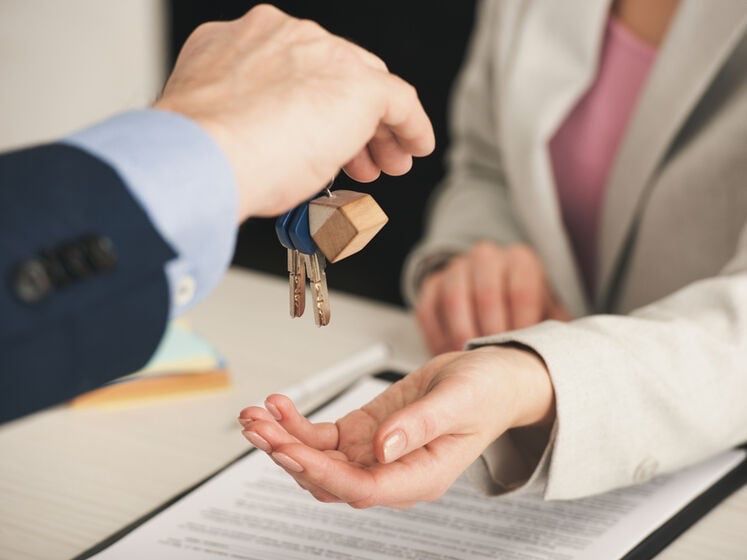 Рієлтор , Агенство нерухомості, БТІ