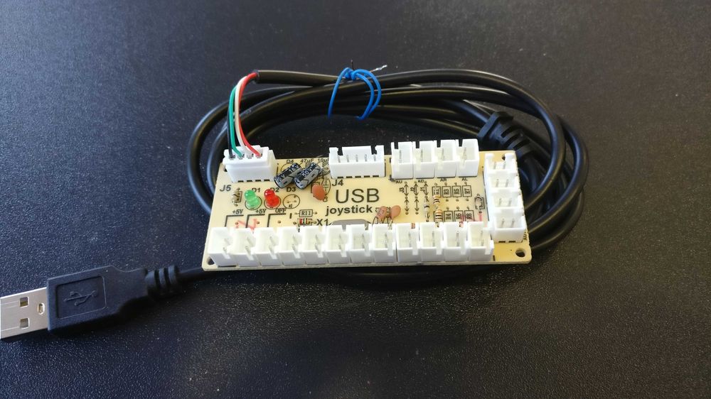 Arcade USB joystick Lumiar • OLX Portugal