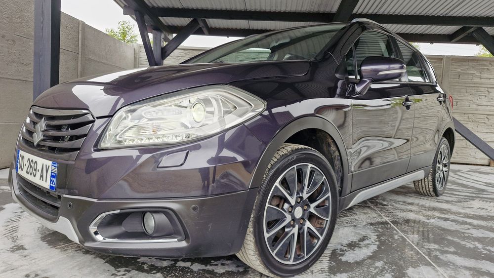 Suzuki S-Cross
