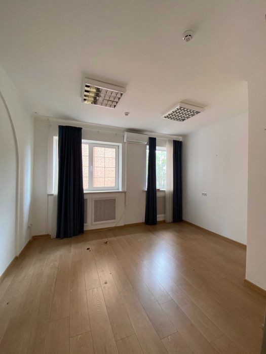 Продаж окремо розташованої будівлі в центрі Подолу - Готовий бізнес