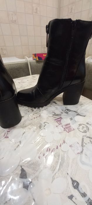 Ботинки,сапоги,Резервед  39 размер (25см)