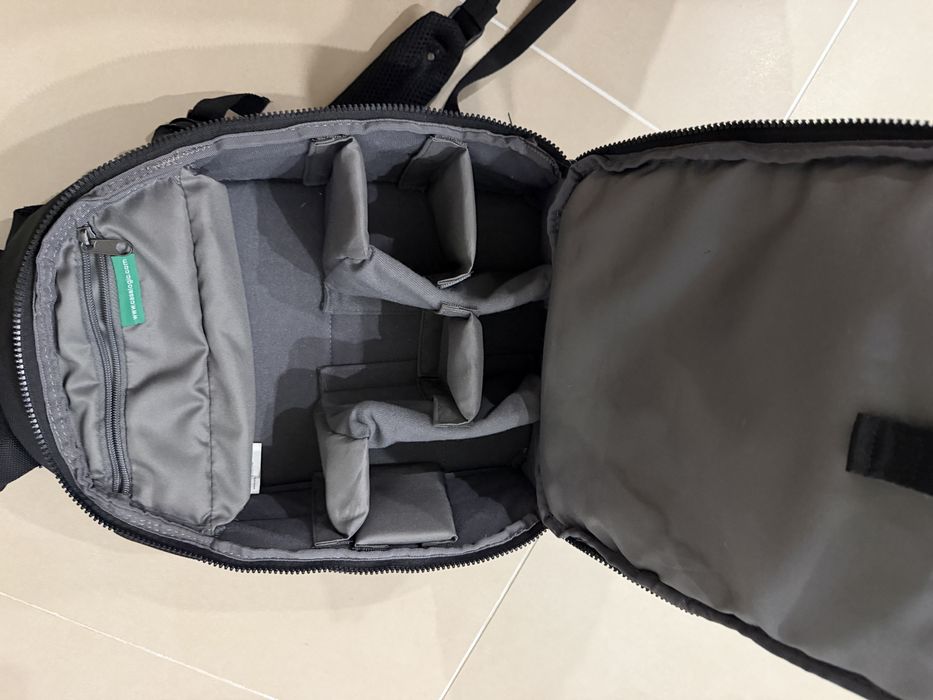 Sony Alfa 6000 + duas lentes + mala de transporte + mochila de fotografo +  tripé