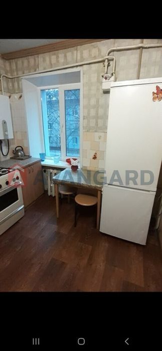 Продам теплу 2-кімнатну квартиру на Дніпробуді (вул. Харитонова, 16)
