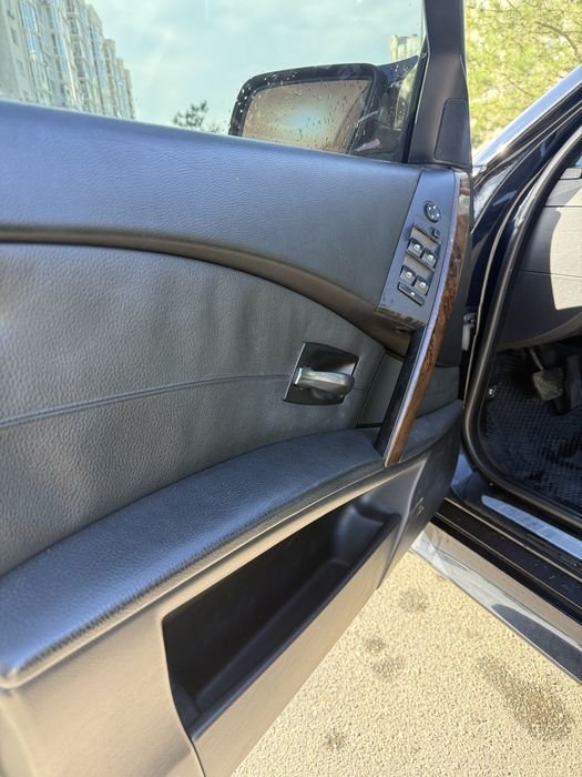 BMW 525ix 2.5 бензин