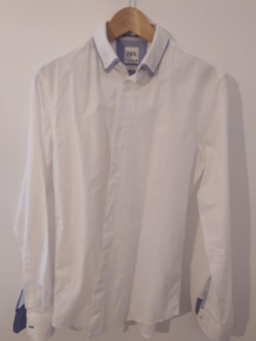 Camisa Zara tamanho M slim fit
