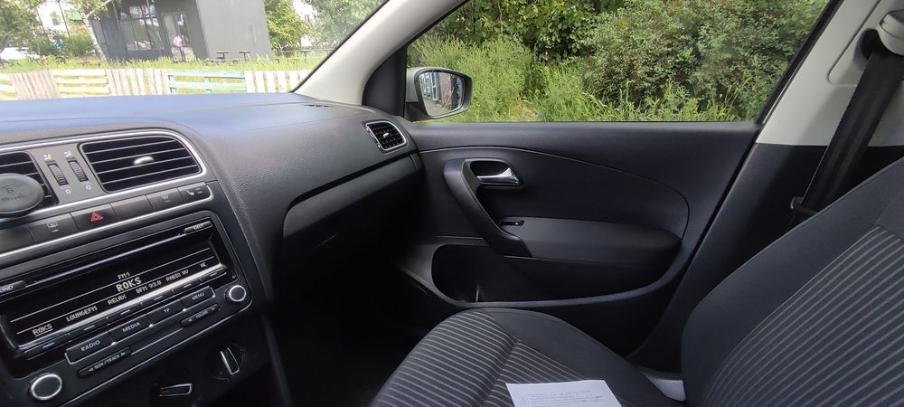 Volkswagen polo sedan
