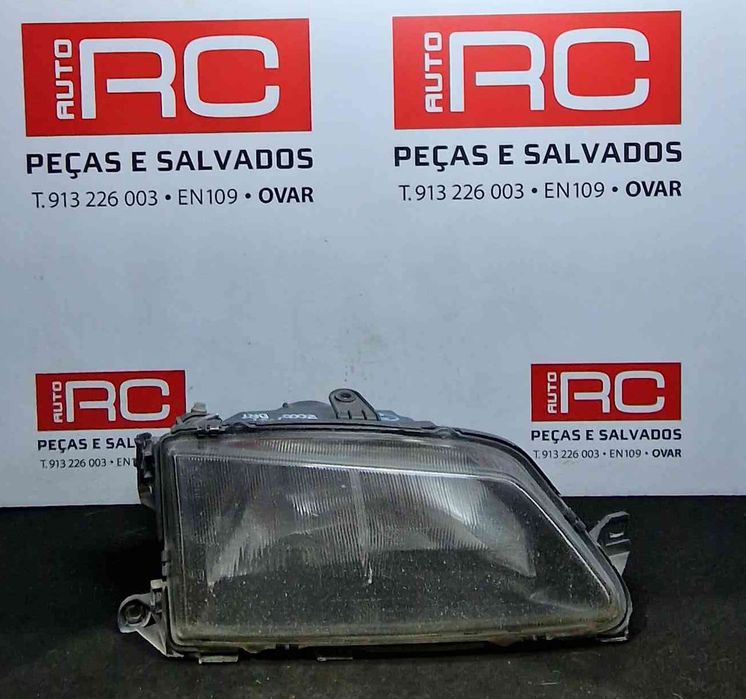 Ótica / Farol Direito - PEUGEOT 306