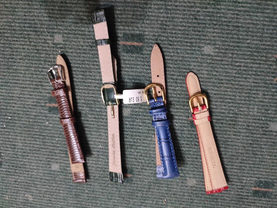 4 Braceletes de relógio para senhora - Novas