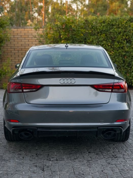 Audi A3 Limousine 1.6 TDi Kit RS3