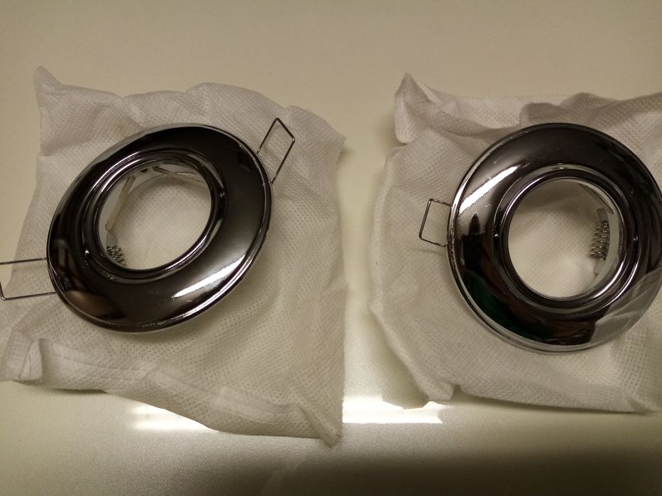 Oprawki do halogenów