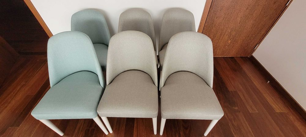 Conjunto 6 cadeiras estofadas completamente novas