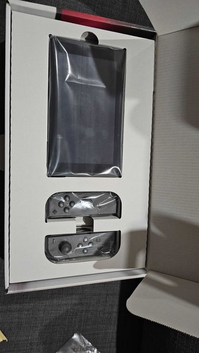 Nintendo Switch Cinza c/ Mala Viagem Delux