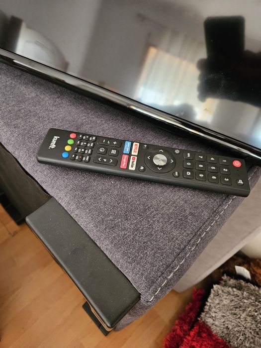 Smart tv led 32" hd Kunft com Dolby Atmos AUDIO.