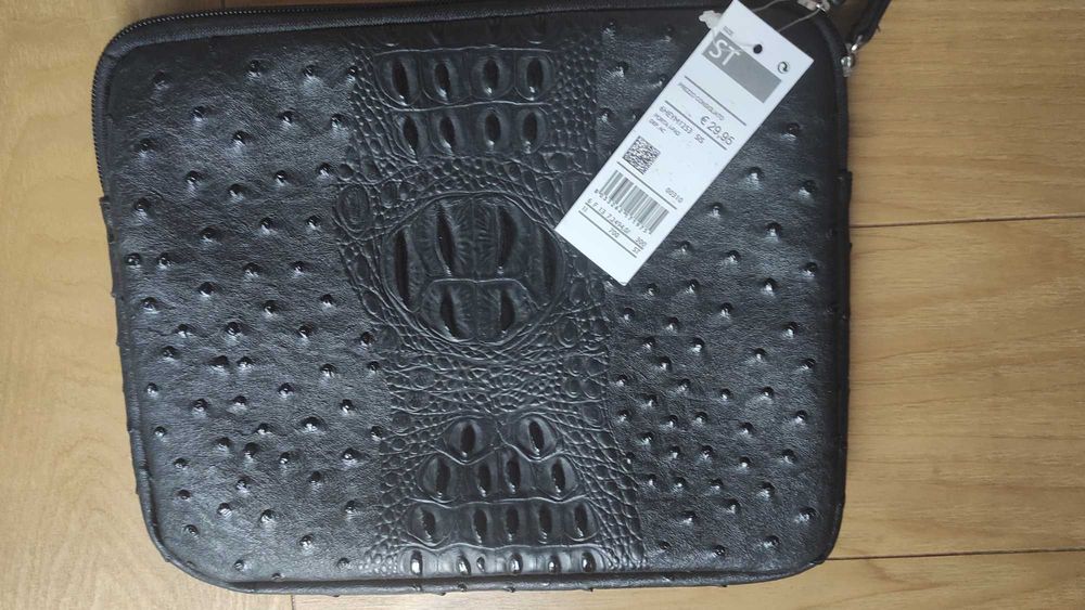 Etui na tablet Sisley